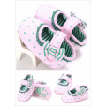 Cheap wholesale Baby Lovely Bow-knot Kid shoes Soft newborn baby Sandals shoes child prewalker Dot casual shoes
Cheap wholesale Baby Lovely Bow-knot Kid shoes Soft newborn baby Sandals shoes child prewalker Dot casual shoes